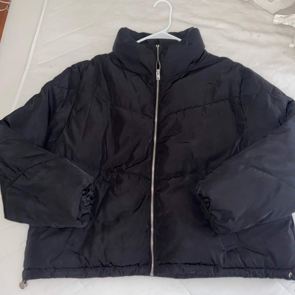 Black puffer jacket